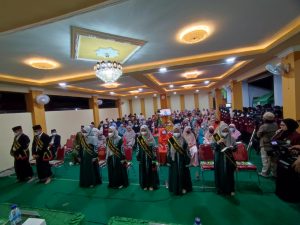 Wisuda Santri