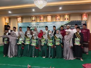 Wisuda Santri
